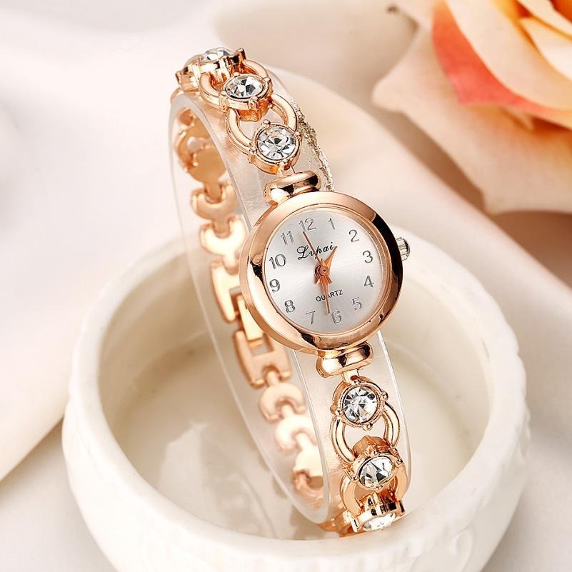 This Pearl Watch Is Breaking the Internet