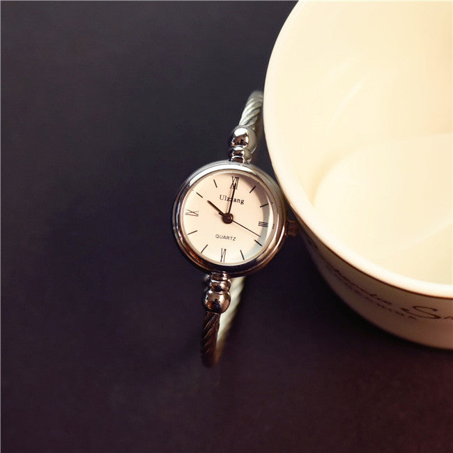 Bold Elegance – Iron Chain Watch for Her