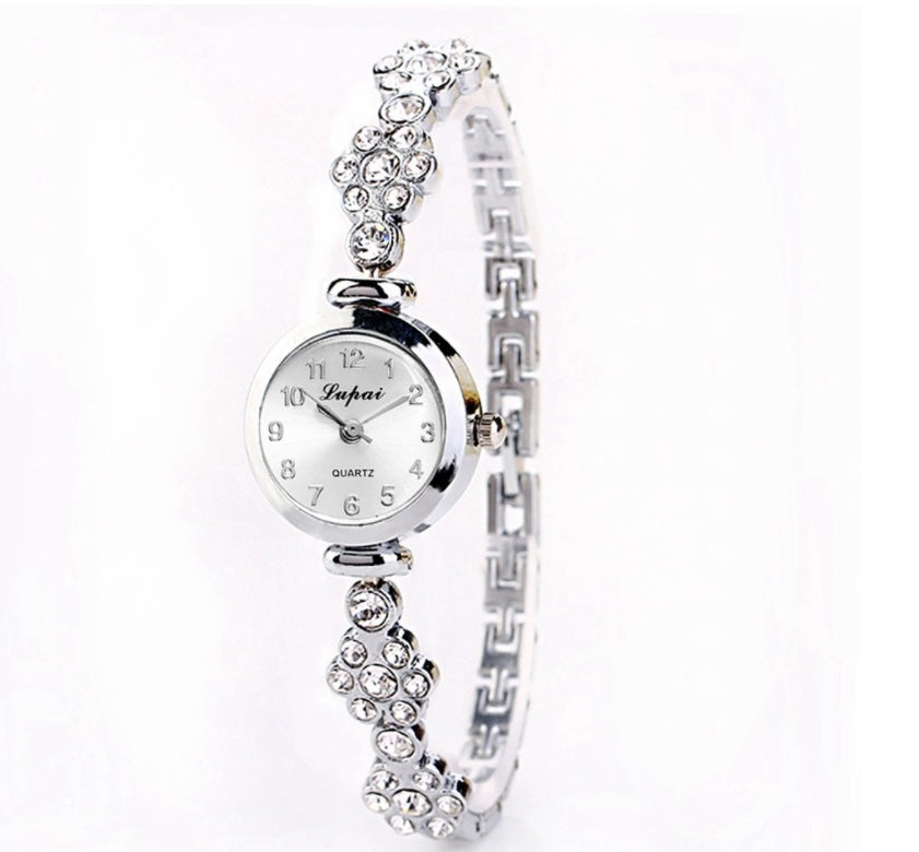 Hot Selling Pearl Series Fashion Watch Wholesale Temperament Women Quartz Bracelet Watch