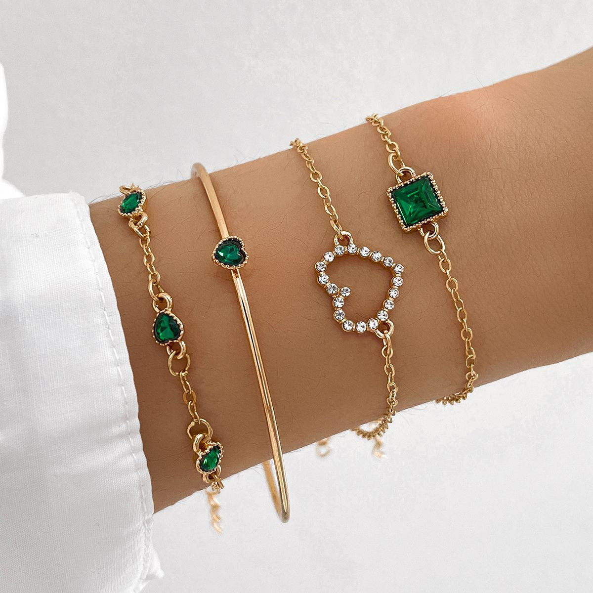 Light Luxury Square Gem Bracelet – Fully Jeweled Heart Design for Women