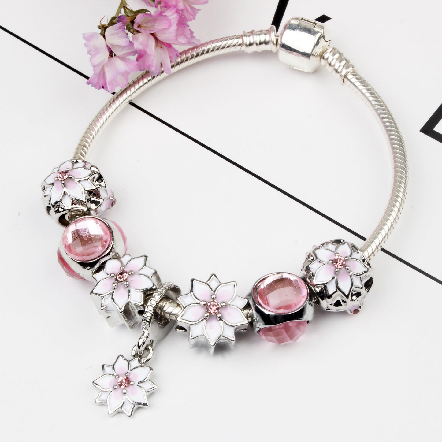 Magnolia Flower Charm Bracelet – Stylish Alloy Women’s Jewelry