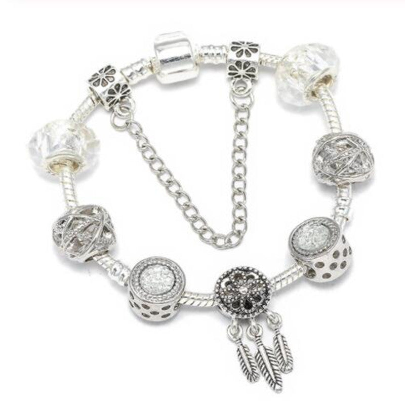 Three Color Peach Blossom Bracelet – Delicate Floral Charm Wrist Jewelry