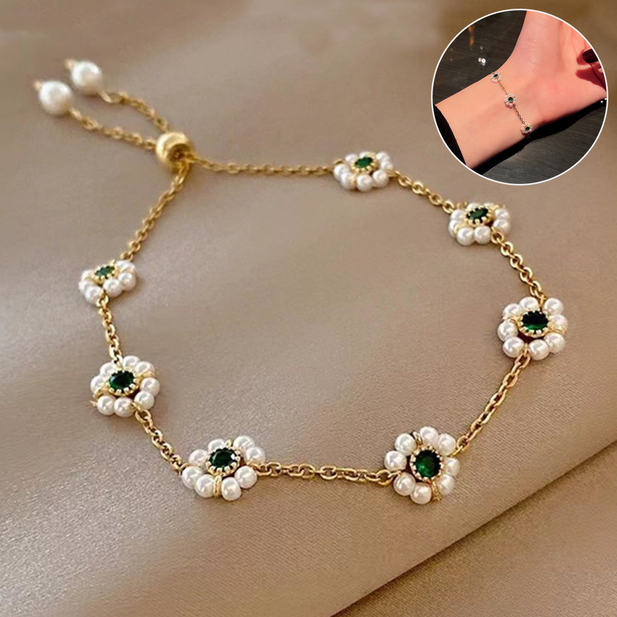 Elegant Pearl Flower Bracelet – Adjustable Chain for All-Outfits Style
