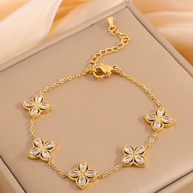 Women’s Clover Zircon Bracelet – Elegant Light Luxury Jewelry, High-Grade Fashion Accessory for Daily Wear & Gifts