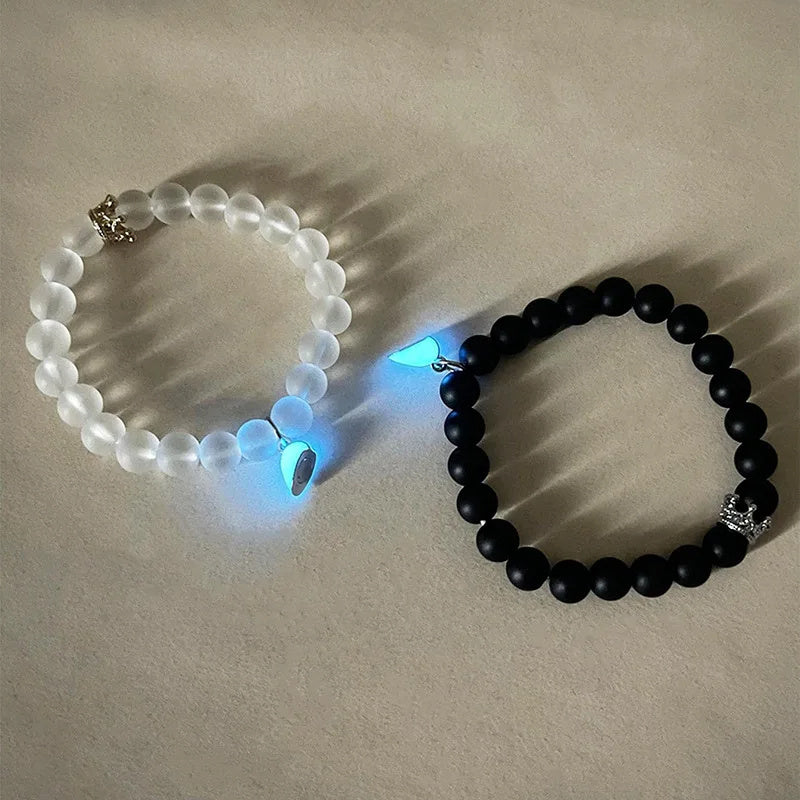 2pcs Handmade Glow-in-the-Dark Couple Bracelets – Crown & Luminous Heart Beaded Charms for Men & Women | Romantic Fluorescent Jewelry Gift