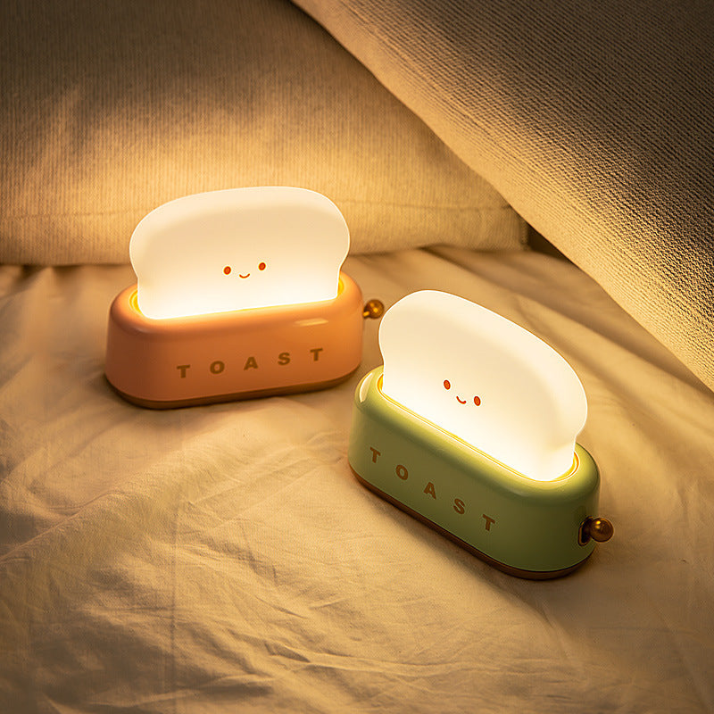 Toast-Shaped USB Table Lamp – Cute Bread Night Light, Dimmable LED, USB Rechargeable, Cozy Bedside Lamp for Home & Gifts