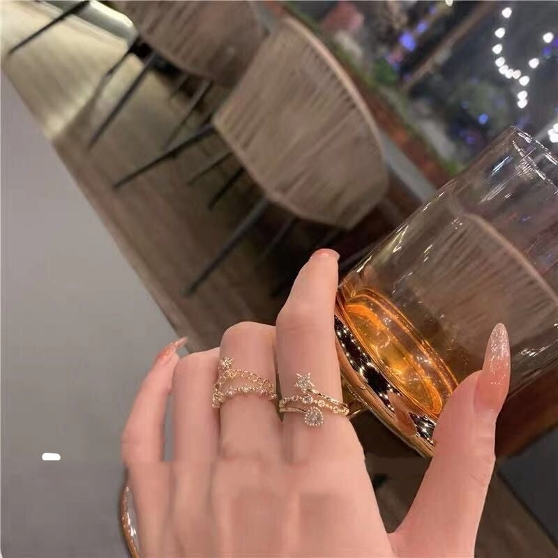 "Adjustable Light Luxury Ring – Minimalist Cold Wind Design with Subtle Inlay"