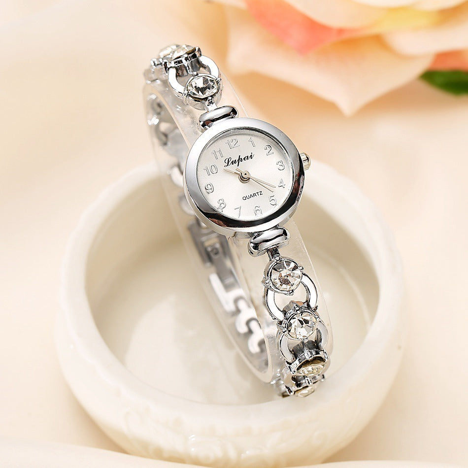 This Pearl Watch Is Breaking the Internet