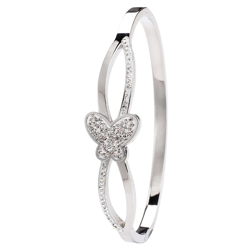 Women's 3D Butterfly Bracelet – Elegant Stainless Steel Chain Bracelet for Girls & Women  Minimalist Butterfly Jewelry