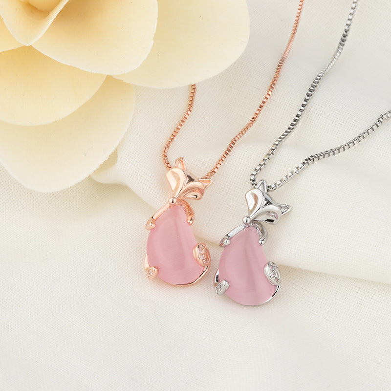 Rose Gold Crystal Fox Pendant Necklace – Simple Clavicle Chain Jewelry for Women
