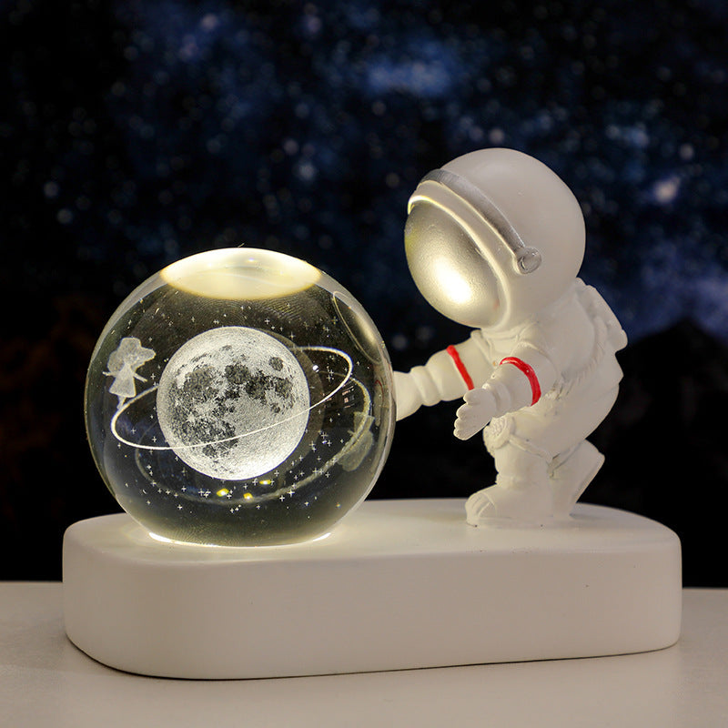 Glowing Galaxy Astronaut Crystal Ball Night Light – USB Bedside Lamp & Birthday Gift