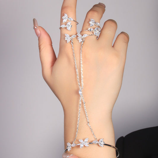 Luxury Diamond Petal Jewelry – Elegant Mitten-Style High-End Fashion Accessory for Women