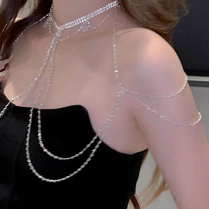 Dainty Crystal Necklace – Light Luxury Pendant for Stylish Women