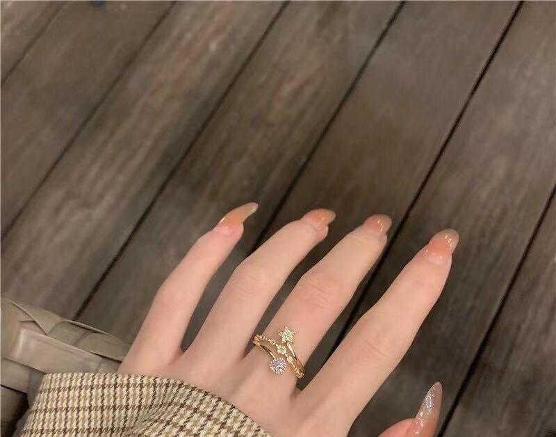 "Adjustable Light Luxury Ring – Minimalist Cold Wind Design with Subtle Inlay"