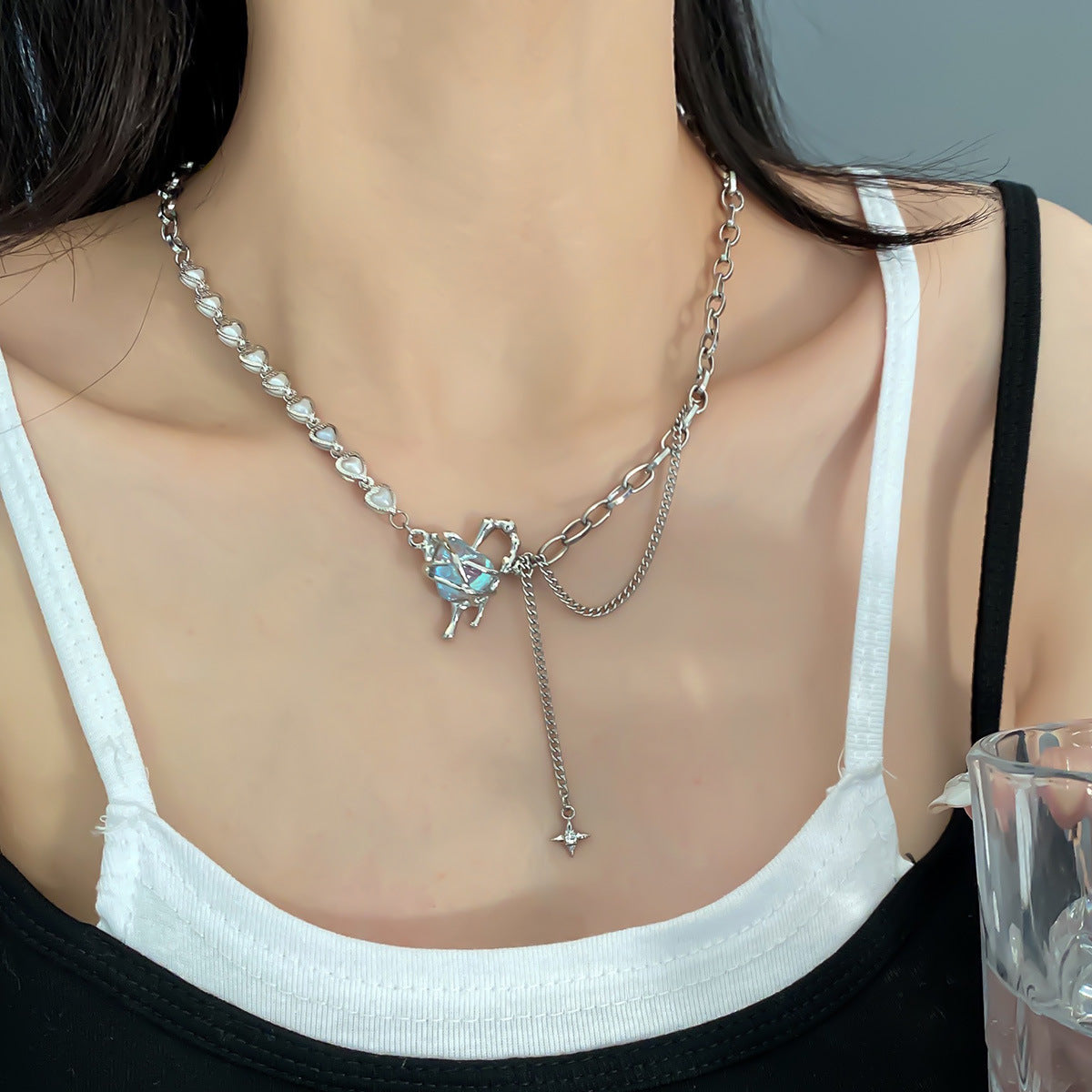 “Pearl Stitching Colored Loving Heart Pendant Necklace – Unisex Electroplated Alloy Jewelry”