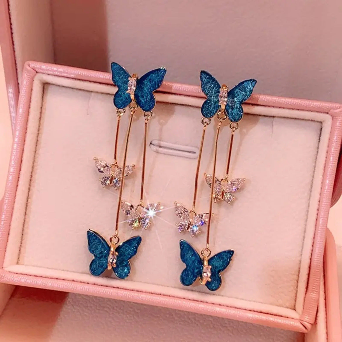 "High-End Crystal Butterfly Tassel Earrings – Elegant Niche Women's Jewelry"