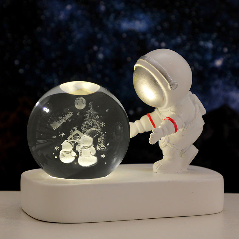 Glowing Galaxy Astronaut Crystal Ball Night Light – USB Bedside Lamp & Birthday Gift