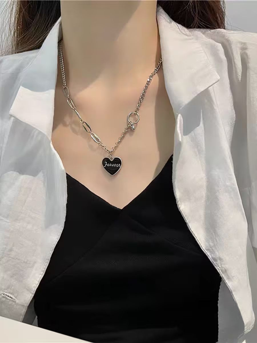 "Women's Elegant Pearl Necklace – Classic, All-Match Jewelry for Any Occasion"