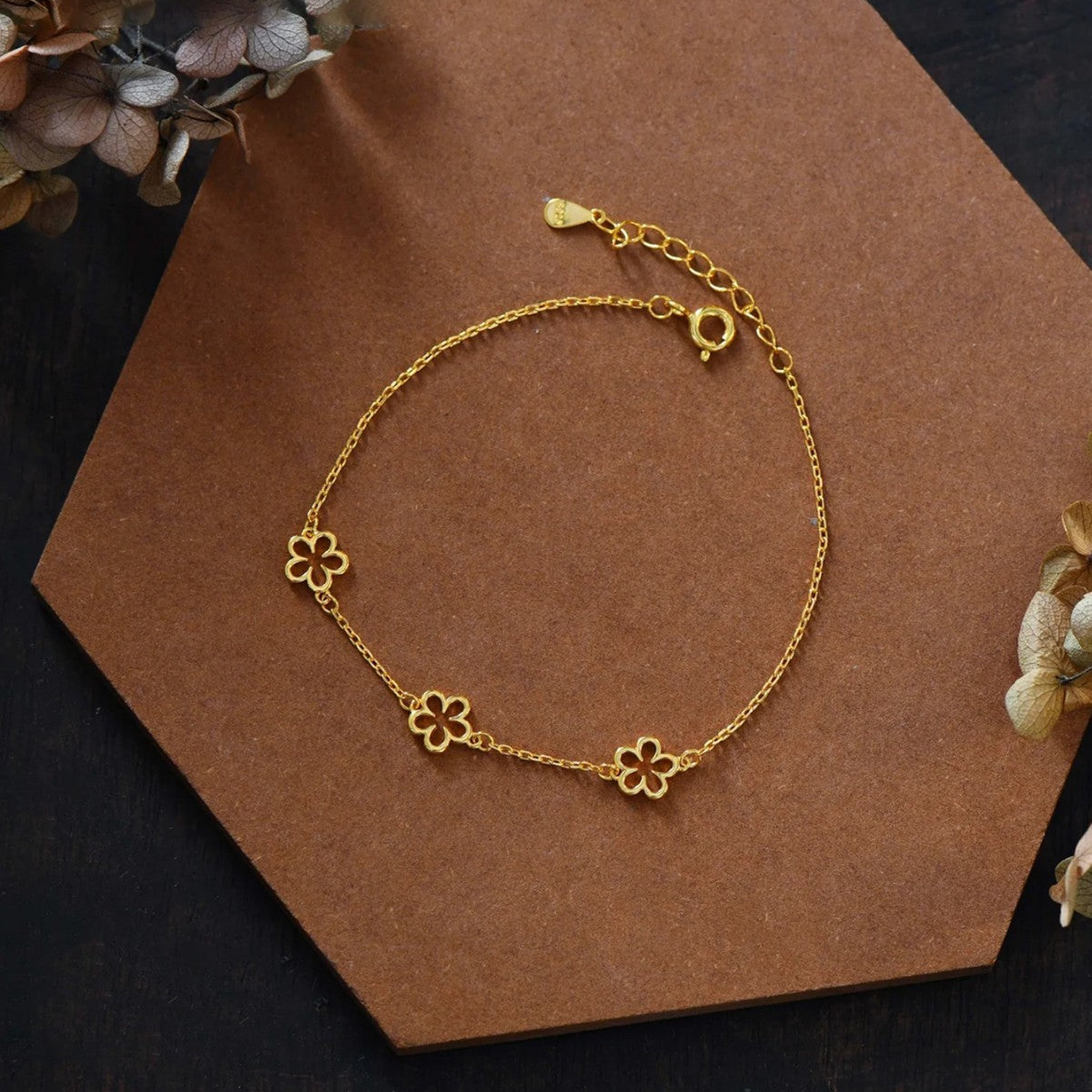 S925 Sterling Silver Floral Bracelet – Women’s Elegant Everyday Jewelry