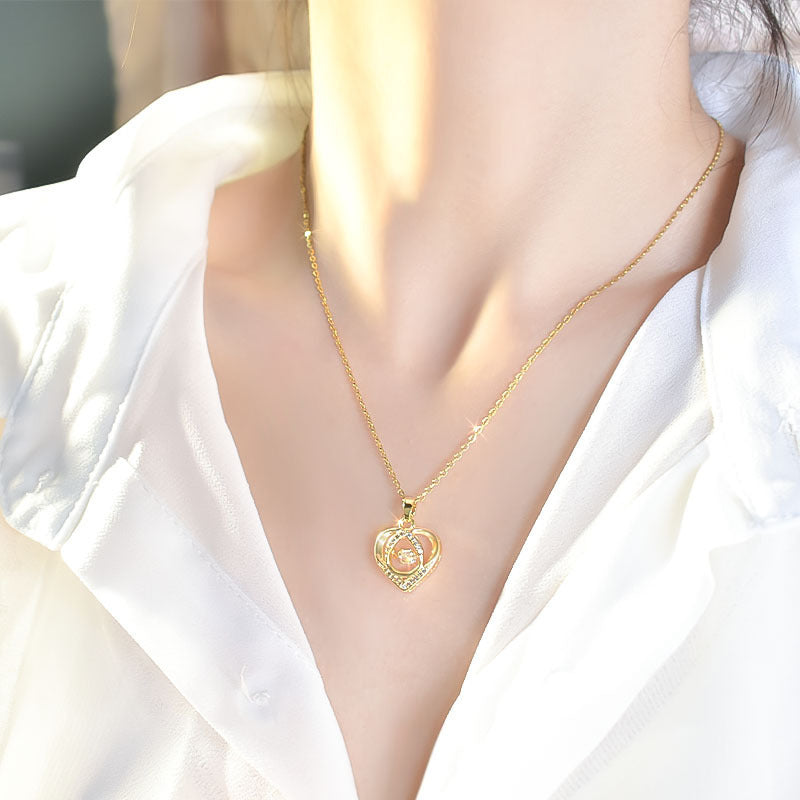Fashion Dancing Heart Love Necklace with Rhinestones – Creative Clavicle Chain for Valentine’s Day
