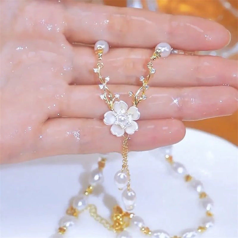 High-End Exquisite Sweater Chain – Light Luxury Fashion for Trendsetters