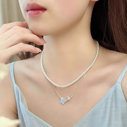 Graceful Women's Jewelry with Butterfly Charm – Feminine & Chic