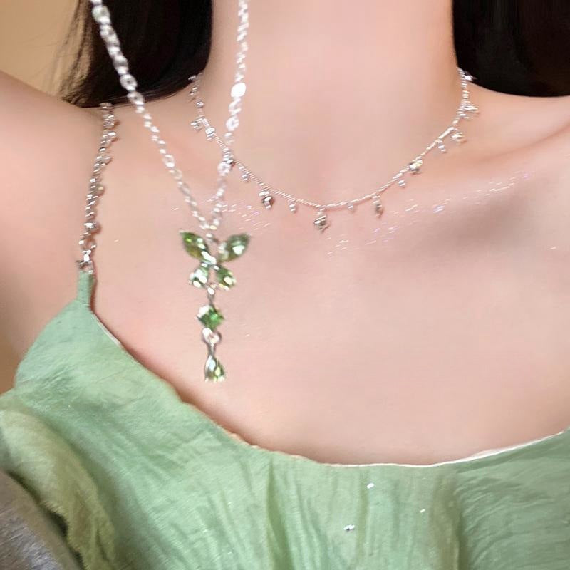 Double-Layer Butterfly Tassel Clavicle Chain – Elegant Women’s Pendant Necklace
