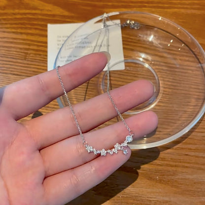 "Light Luxury Star Tassel Necklace – Zircon Pendant Jewelry for Women, Elegant & All-Matching"