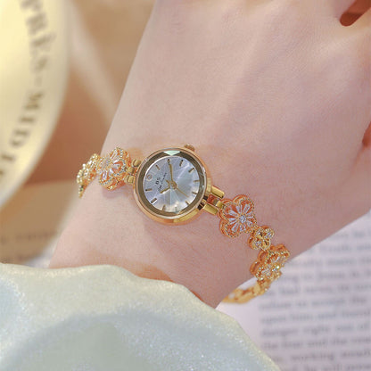 Personalized Lucky Zircon Watch – Fashionable Women’s Accessory