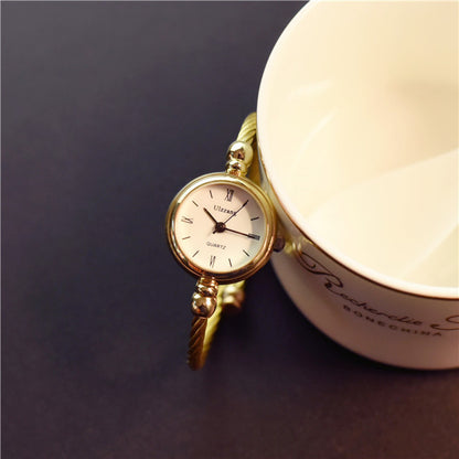 Bold Elegance – Iron Chain Watch for Her