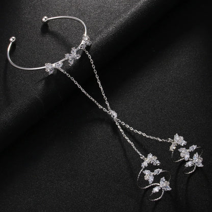 Luxury Diamond Petal Jewelry – Elegant Mitten-Style High-End Fashion Accessory for Women
