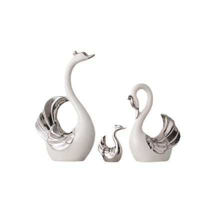 Luxury Ceramic Swan Couple Figurines Elegant Modern Ornaments for Living Room TV Cabinet Wine Cabinet Decor