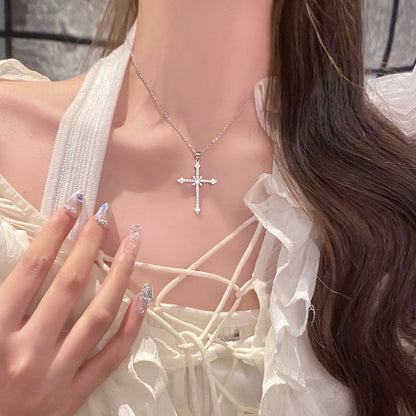 Women's Asterism-Inspired Cross Necklace – Elegant Zircon & Rhinestone Detail